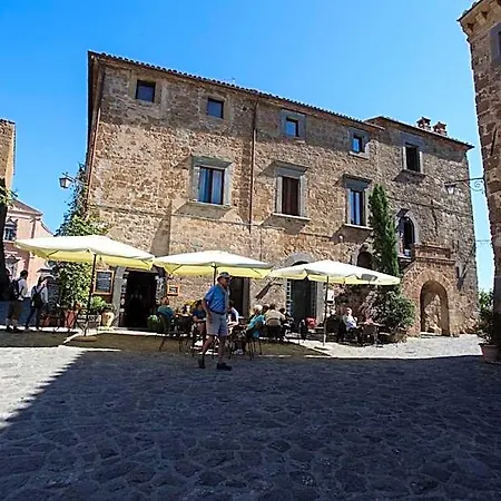 Vinto House Civita Bed & Breakfast 3*